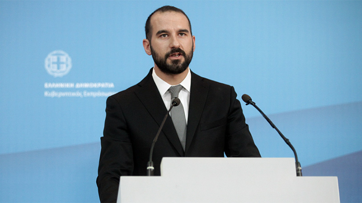 Τζανακόπουλος: Δεχόμαστε να συζητήσουμε τον κόφτη για μετά το 2018