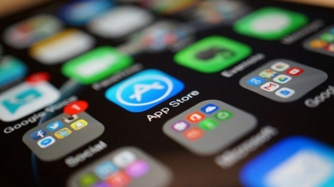 Apple: Αυξάνει τις τιμές των apps λόγω στερλίνας