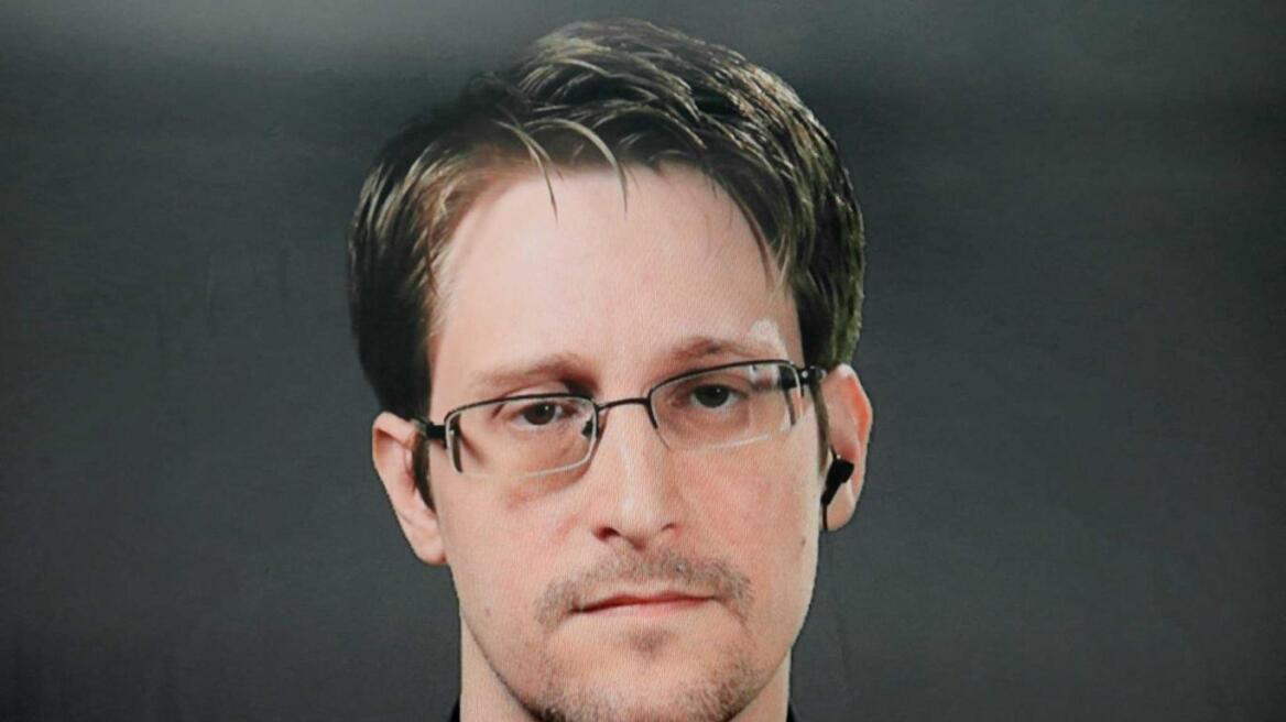 Edward Snowden can stay two more years in Russia