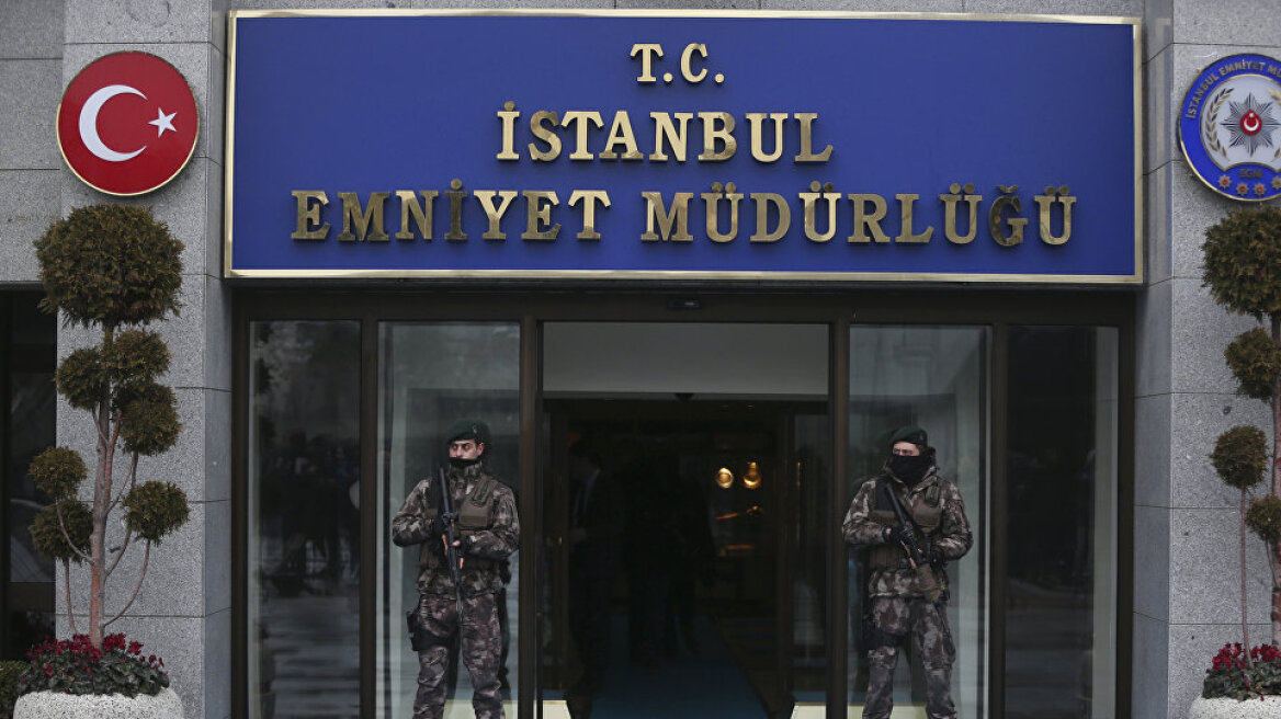 Ρουκέτα σε αστυνομικό τμήμα της Κωνσταντινούπολης