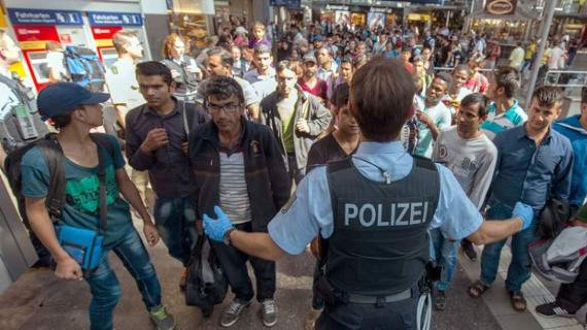 Κομισιόν: Παρατείνονται οι έλεγχοι στα σύνορα ορισμένων κρατών της Σένγκεν