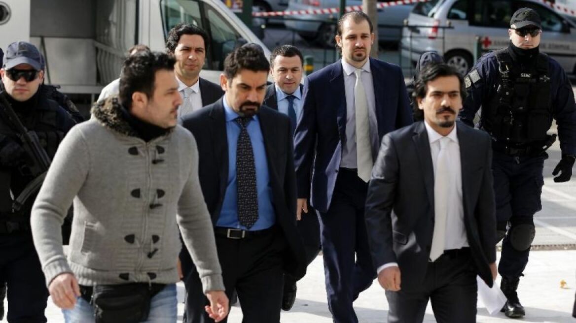Turkey issues international arrest warrants for its eight officers after Greece rejects their extradition!