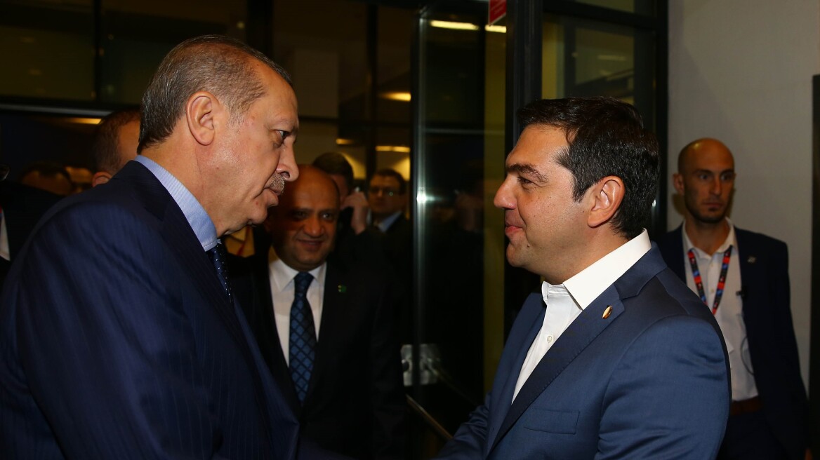  Ερντογάν: Η ελληνική κυβέρνηση μου είχε υποσχεθεί ότι θα έλυνε το θέμα με τους «8» σε 15-20 ημέρες