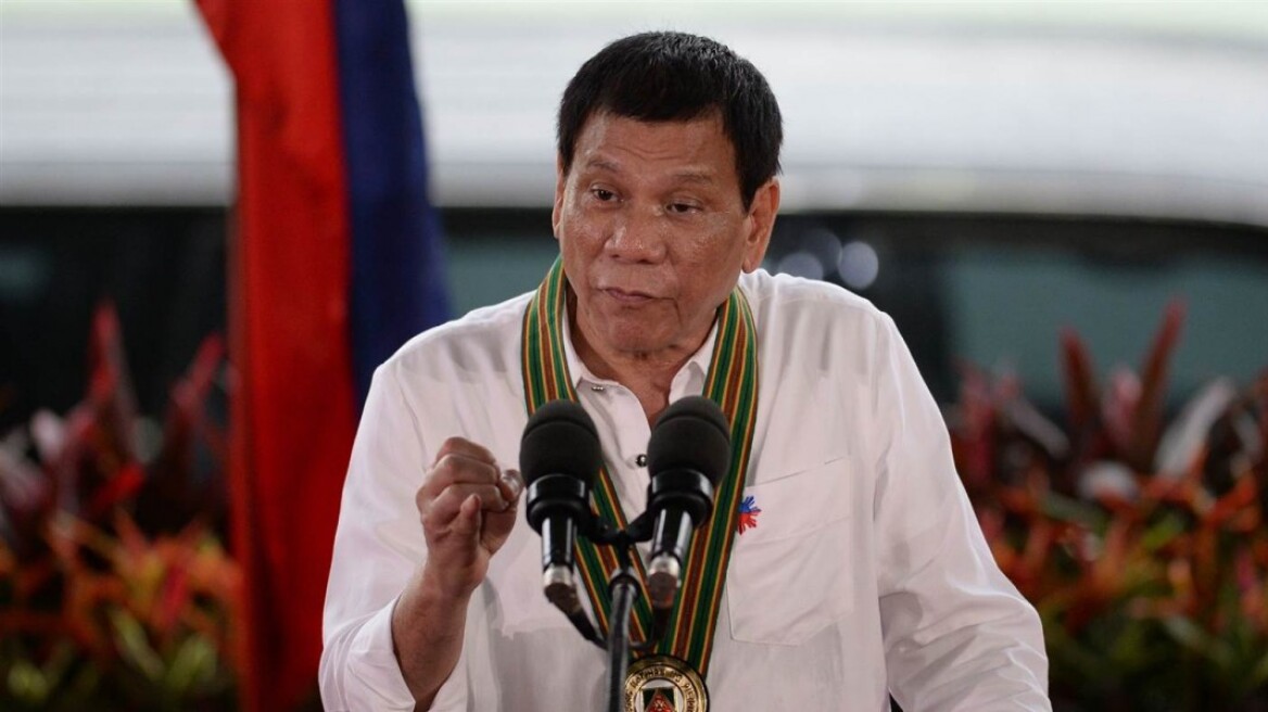 Φιλιππίνες: Τον στρατό στην μάχη κατά των ναρκωτικών ρίχνει ο Ντουτέρτε