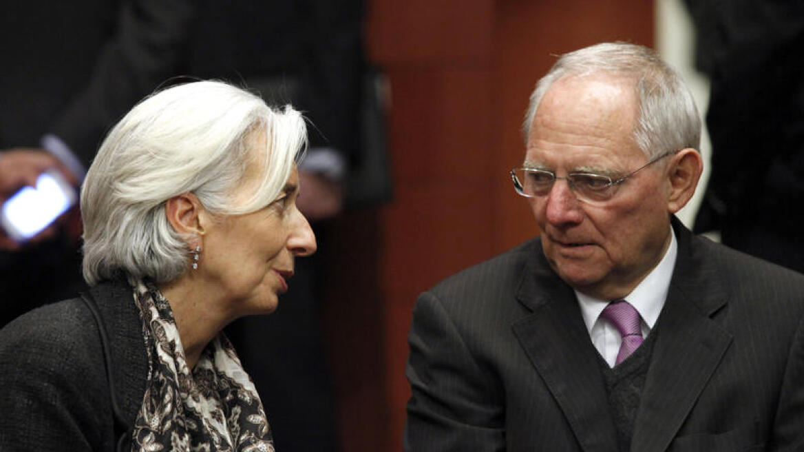 JPMorgan για Ελλάδα: Εγκλωβισμένη μεταξύ των πυρών ΔΝΤ και Γερμανίας