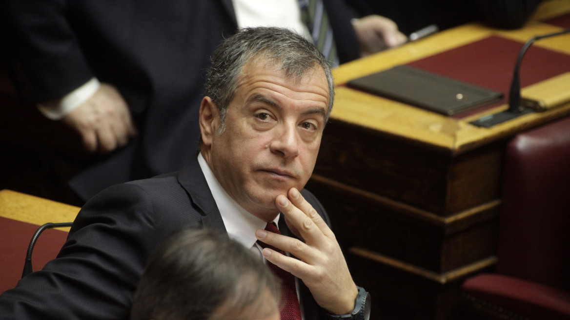 Θεοδωράκης: Νέο δημοψήφισμα θα είναι ταφόπλακα για τη χώρα