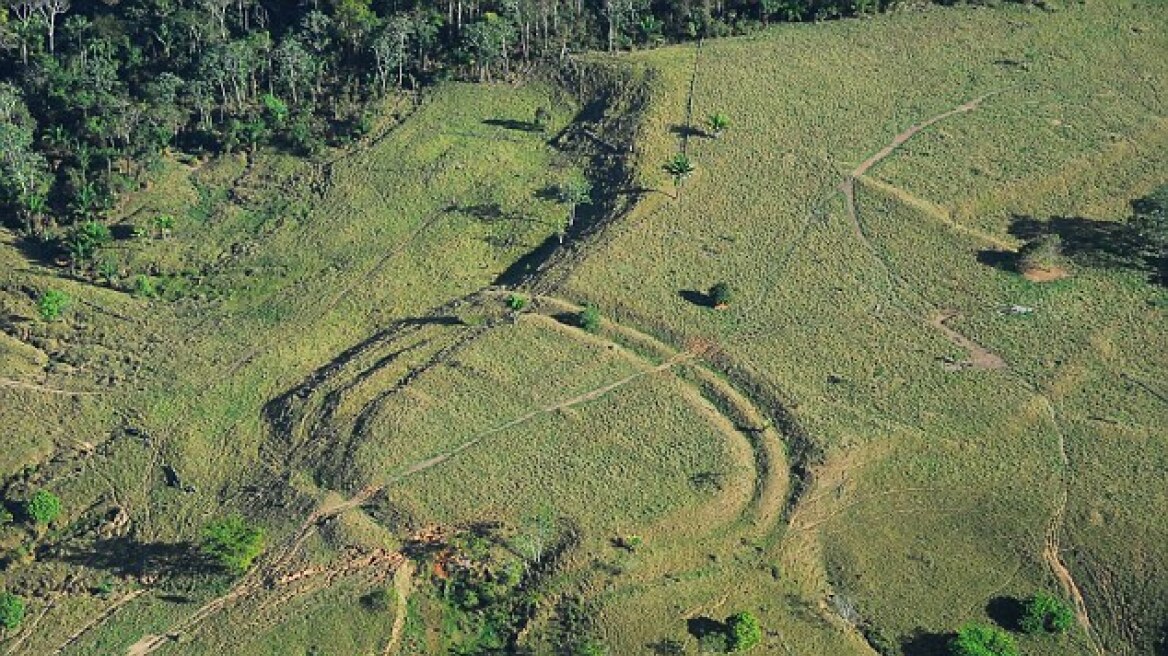 Αρχαία μυστηριώδη γεωγλυφικά αλά Στόουνχεντζ στα δάση του Αμαζονίου 
