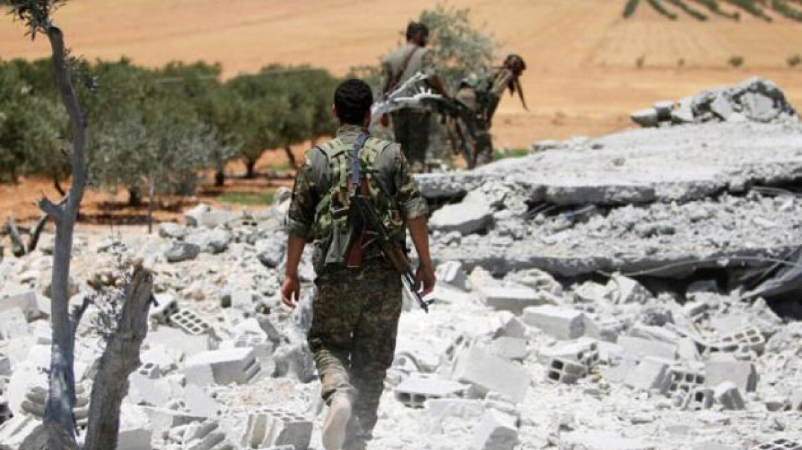 Σύροι αντάρτες κατέλαβαν τα περίχωρα της Αλ Μπαμπ με τις «πλάτες» της Τουρκίας