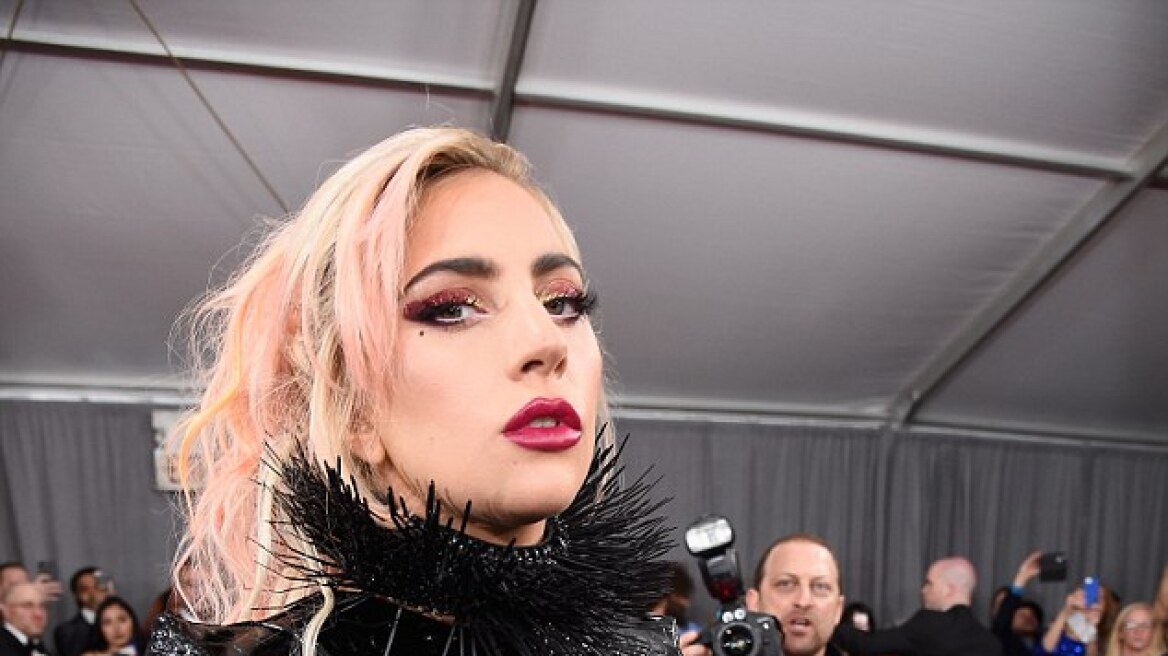 Lady Gaga: Στο πάρτι των Grammy με τη φημολογούμενη σχέση της 