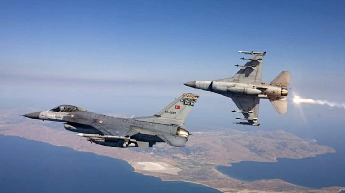 Turkish fighter jets violate Greek airspace again!