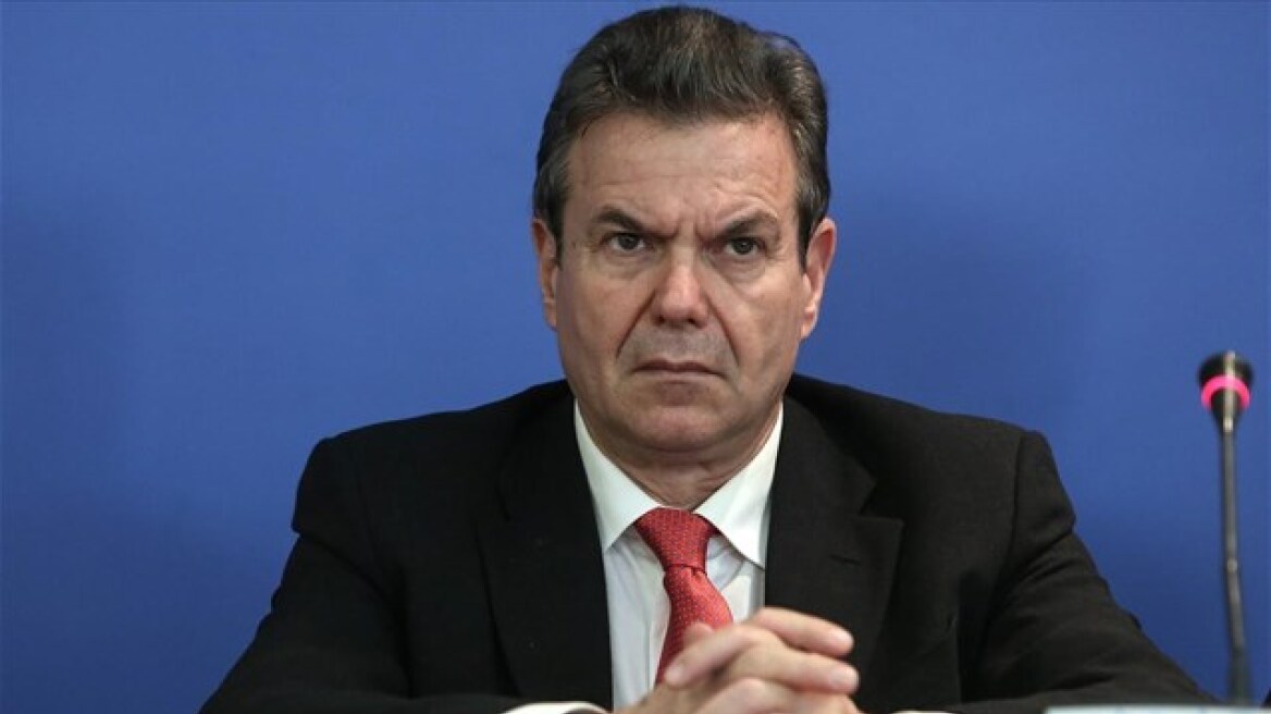 Πετρόπουλος: Αυξημένες εισφορές και πρόστιμα σε όσους απέκρυψαν εισοδήματα