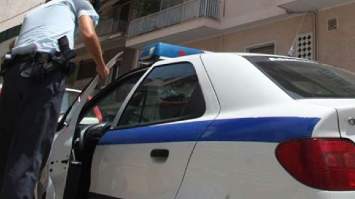 Έπιασαν νεαρό με παράνομα όπλα στο Ηράκλειο