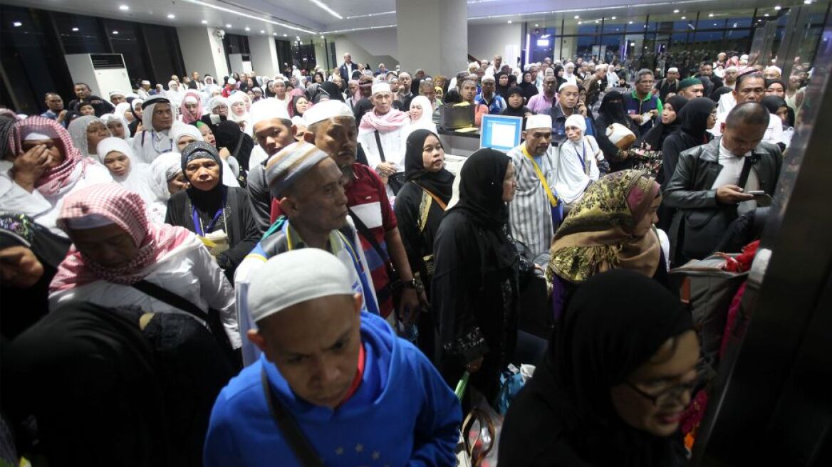  Islamophobic Saudi Arabia deports 40,000 Muslim Pakistanis, citing terrorism concerns