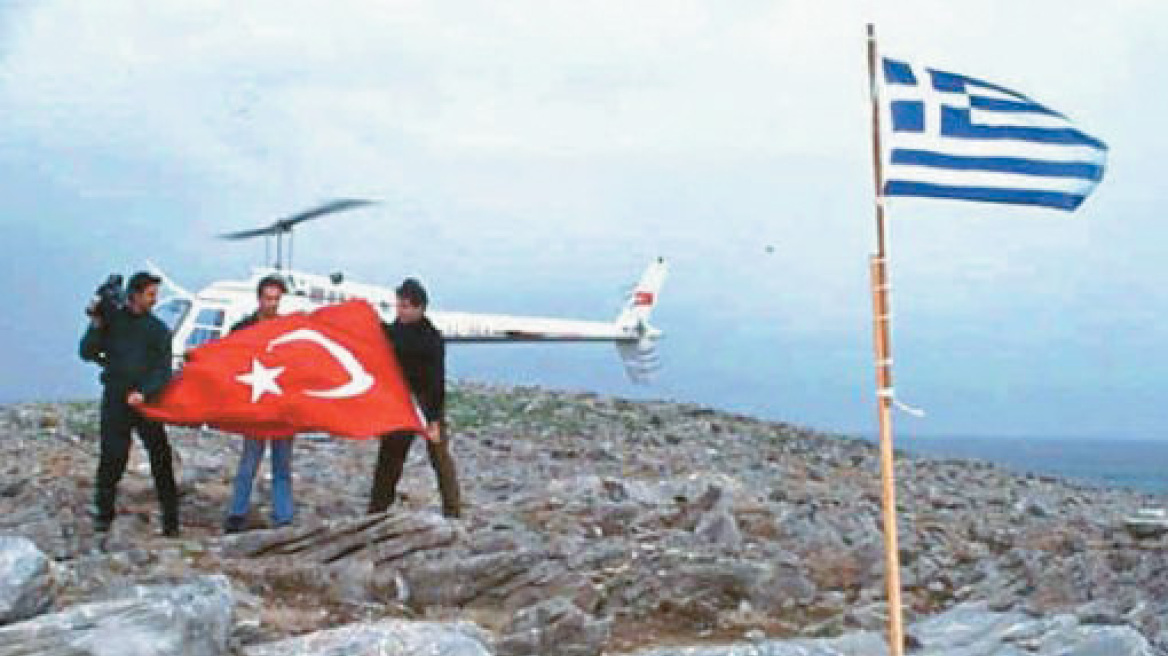 «Έχω μετανιώσει που κατέβασα την ελληνική σημαία στα Ίμια»