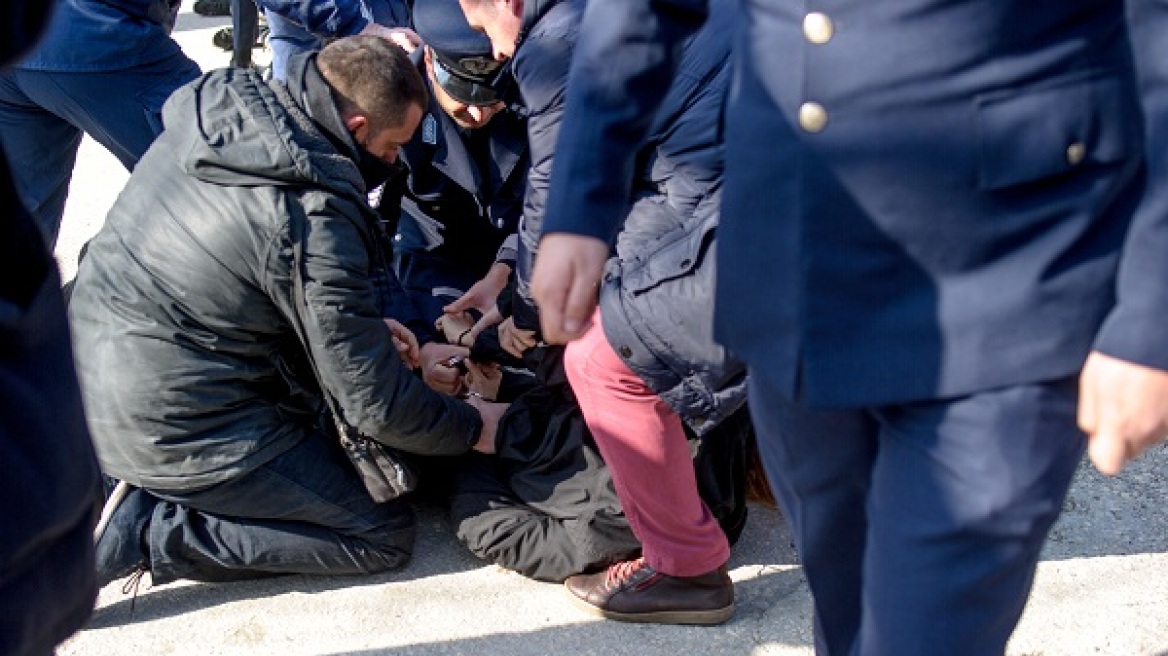 Ιωάννινα: Στο νοσοκομείο διαδηλωτής με σοβαρά τραύματα στο κεφάλι