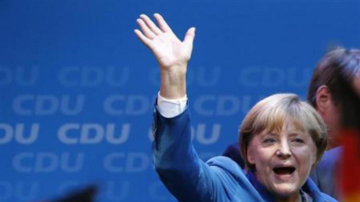 Δημοσκόπηση στη Γερμανία: Προβάδισμα 2,5 μονάδων στο κόμμα της Μέρκελ