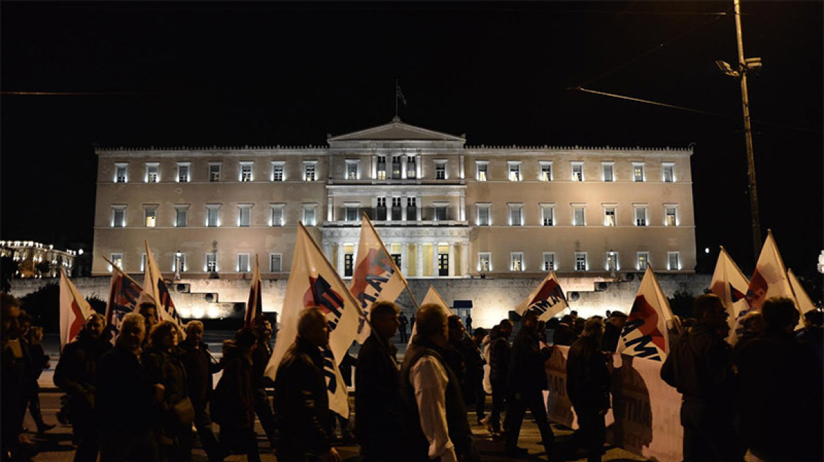 Μεγάλη πορεία του ΠΑΜΕ προς το Σύνταγμα ενάντια στις αποφάσεις του Eurogroup 