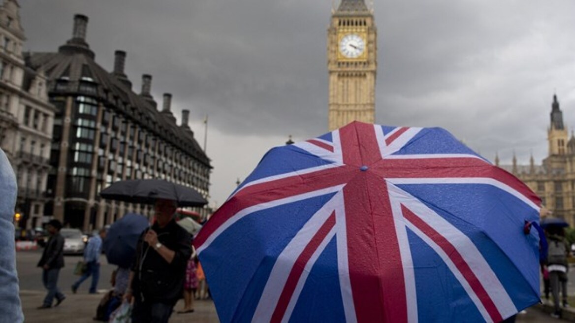 Η Κομισιόν ζητά 10 δισ. ευρώ από τη Βρετανία για το Brexit