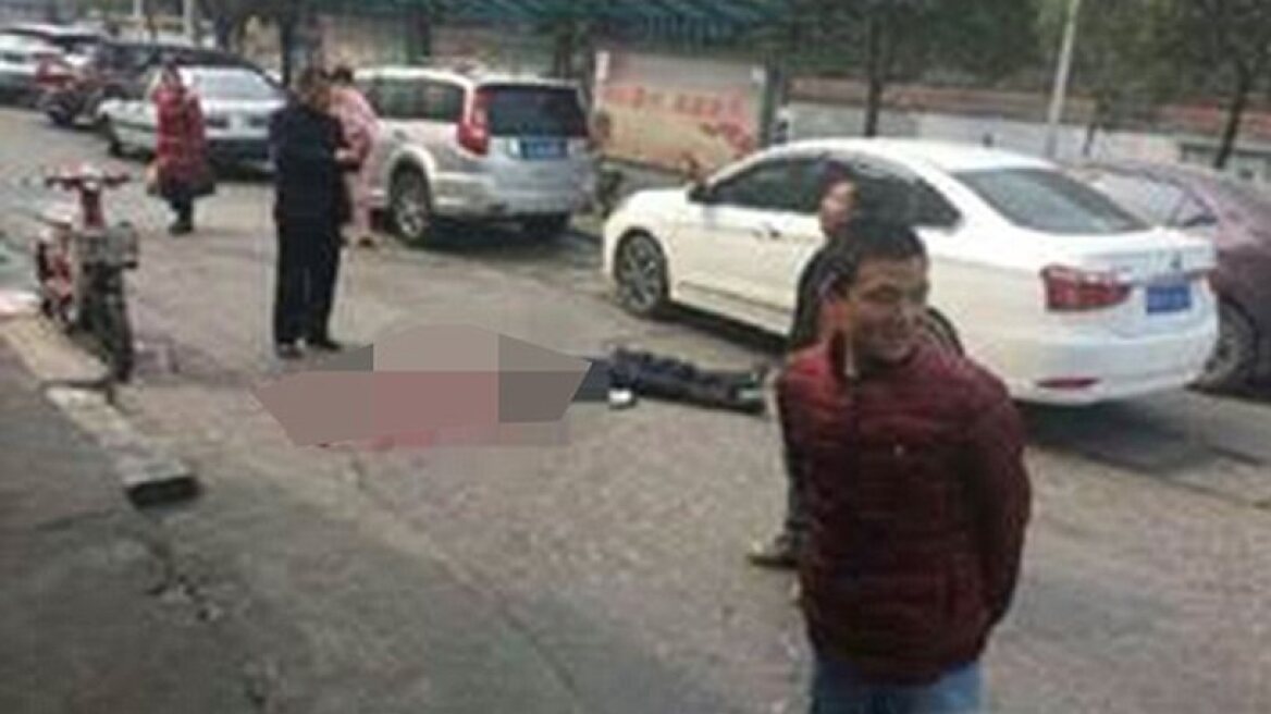 Man in China chops off head of restaurant owner after dispute! (photos)