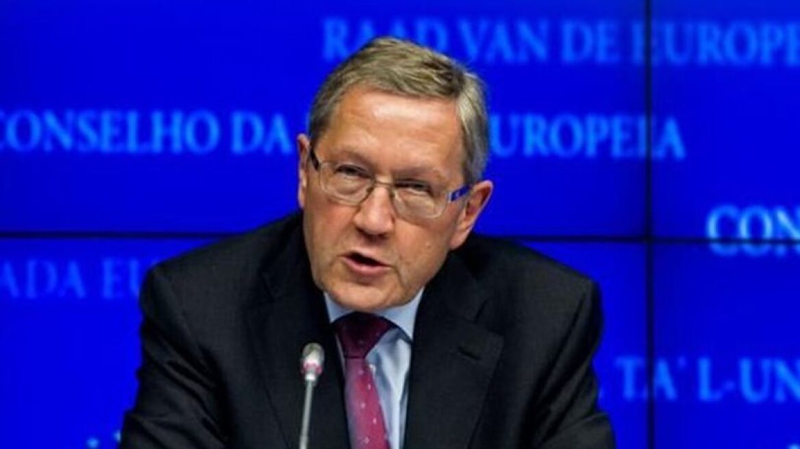 Regling: Greece will return to markets by middle of 2018