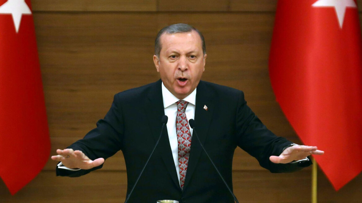 «Καμπανάκι» από το ΔΝΤ: Η τουρκική οικονομία καταρρέει