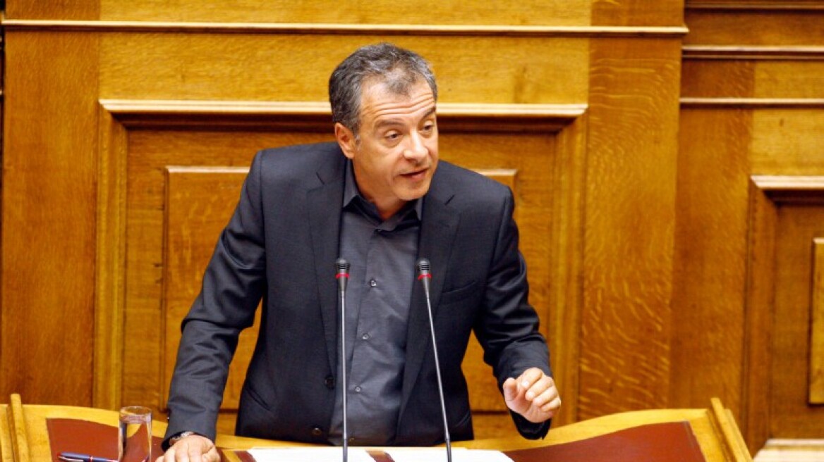 Θεοδωράκης: Η κυβέρνηση σπάει κάθε αρνητικό ρεκόρ στην αγορά εργασίας