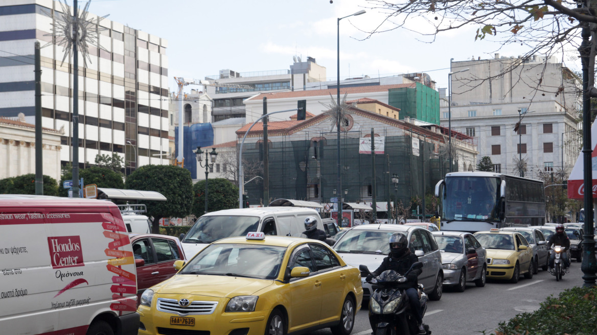 Ταλαιπωρία στους δρόμους: Χωρίς μετρό, ηλεκτρικό, τραμ σήμερα η Αθήνα