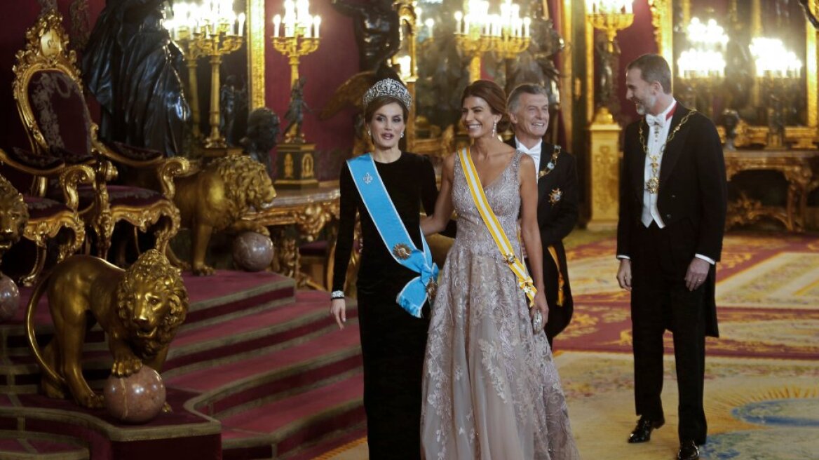 Φωτογραφίες: Όταν η πρώτη κυρία της Αργεντινής επισκίασε την βασίλισσα της Ισπανίας 