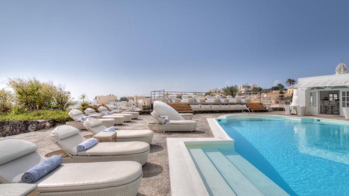 Vendema Luxury Resort in Santorini best romantic hotel in the world (photos)