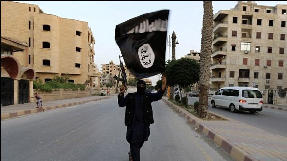 Βρετανία: Στο δικαστήριο 5 έφηβοι που σκόπευαν να ενταχθούν στον ISIS