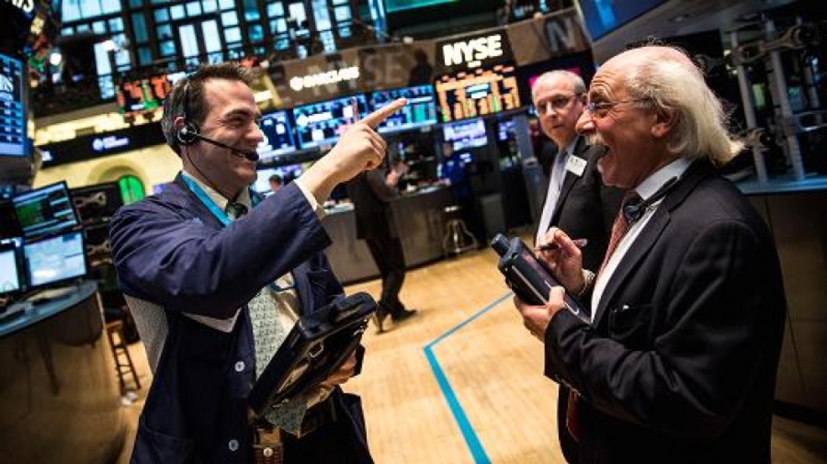 Ράλι για τη Wall Street – Άνω των 21.000 μονάδων ο Dow Jones