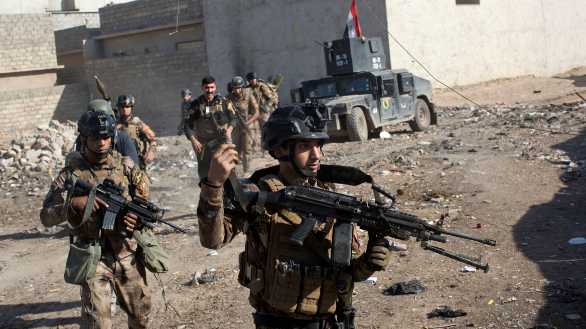Ιράκ: Ο στρατός απέκλεισε δρόμο προς πόλη της Μοσούλης που ελέγχεται από τους τζιχαντιστές 