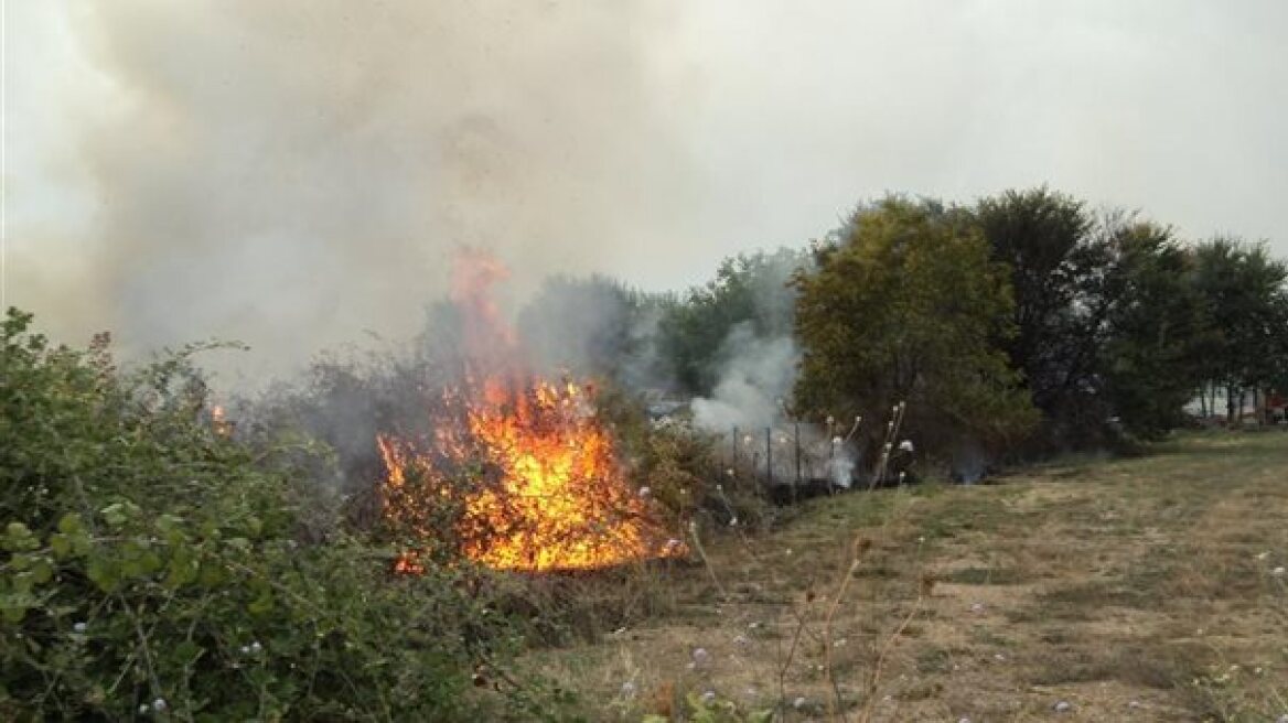 Τραγωδία στην Κάρπαθο: Ηλικιωμένος απανθρακώθηκε προσπαθώντας να κάψει ξερά χόρτα