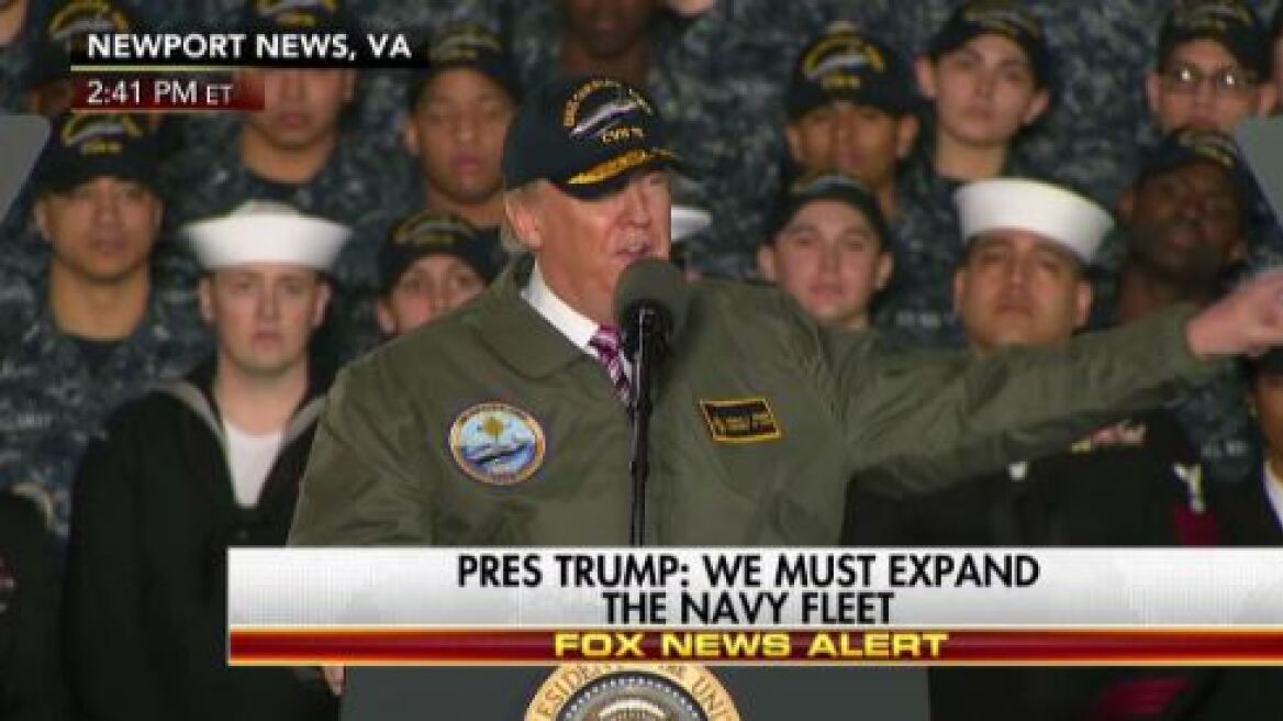 Δείτε τον Τραμπ με στρατιωτική στολή!
