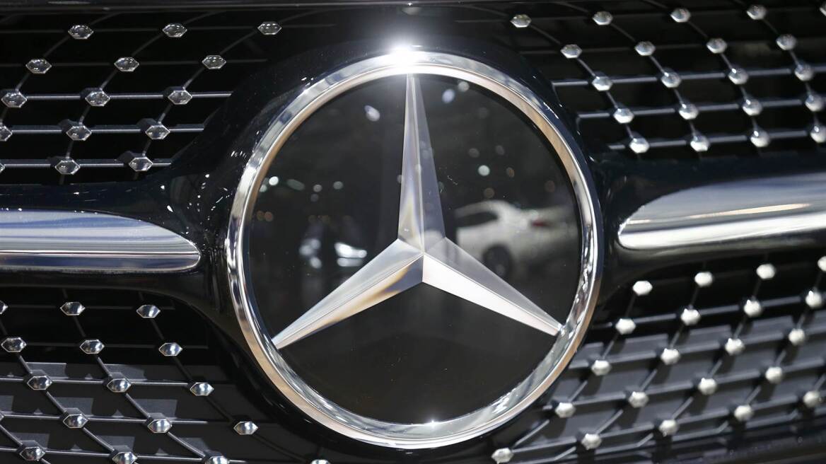 Ανακαλούνται 1 εκατ. μοντέλα Mercedes-Benz λόγω κινδύνου ανάφλεξης!