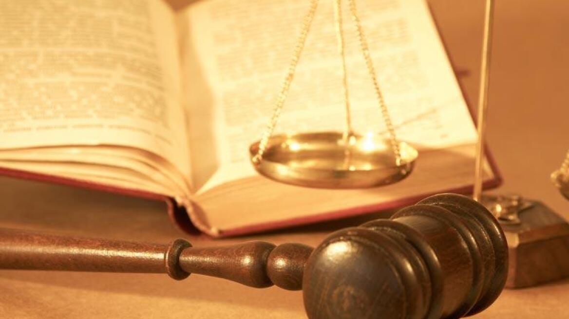 Δικηγόροι για ασφαλιστικό: Τα 7 σοβαρά προβλήματα που ζητούν άμεση λύση
