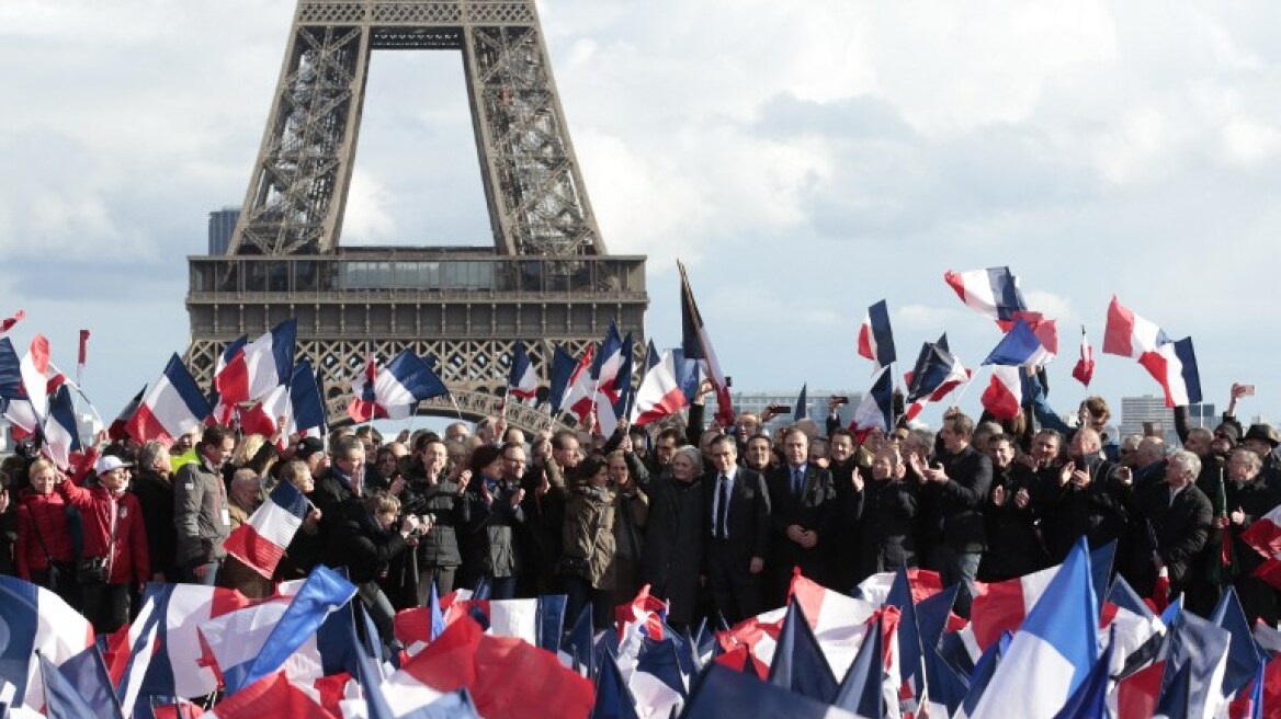 Το 33% των Γάλλων συμμερίζεται τις ιδέες της Λεπέν