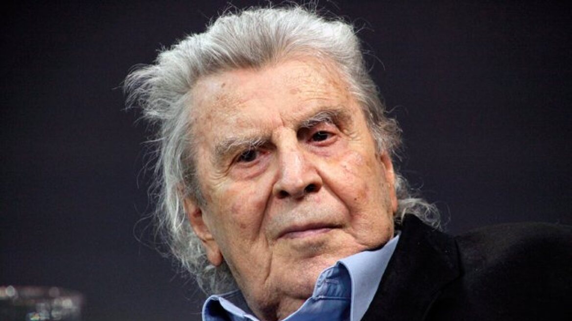 Mikis Theodorakis' daughter posted a moving video with her father (VIDEO)