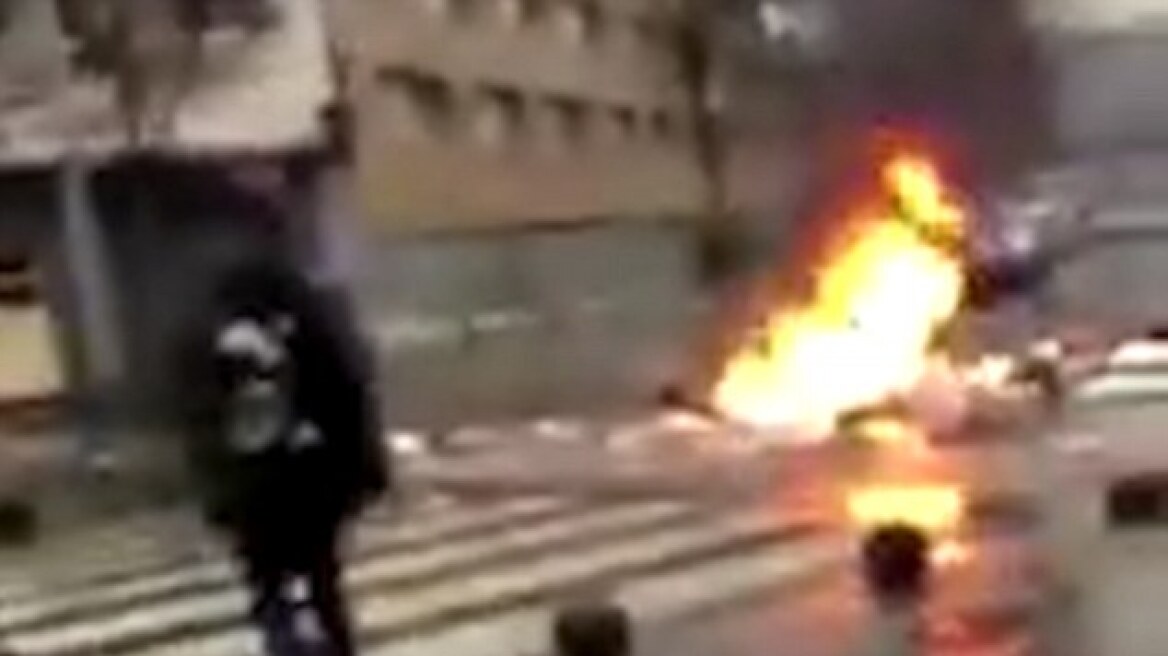 Επεισόδια σε λύκειο στο Παρίσι: Μαθητές συγκρούστηκαν με δυνάμεις ασφαλείας