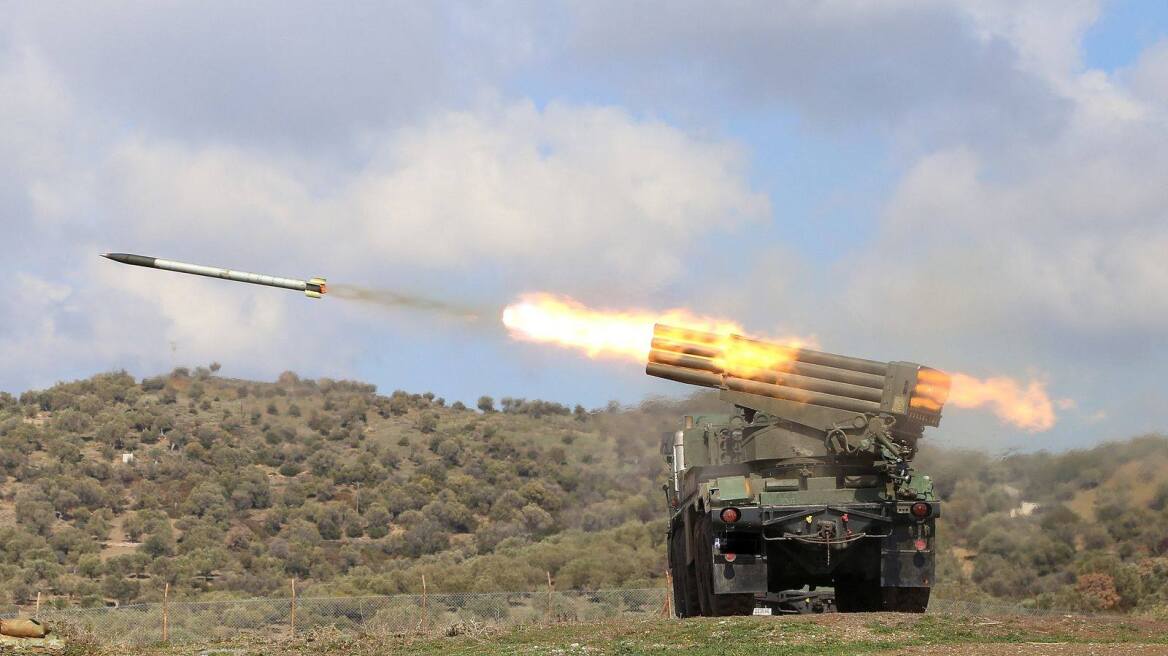 The artillery units of the Hellenic Army in action! (AMAZING PHOTOS)