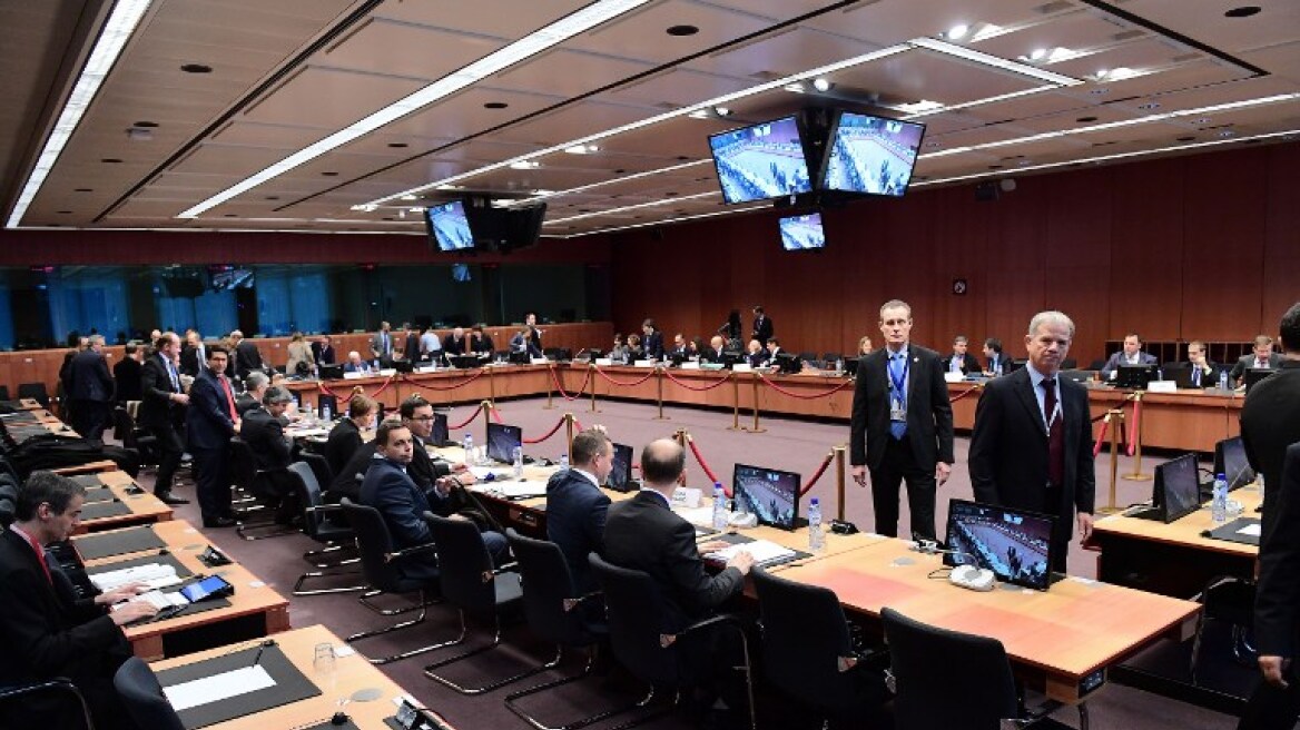 Στο Eurogroup η κόντρα Κομισιόν-Κύπρου για τα πρόσθετα μέτρα