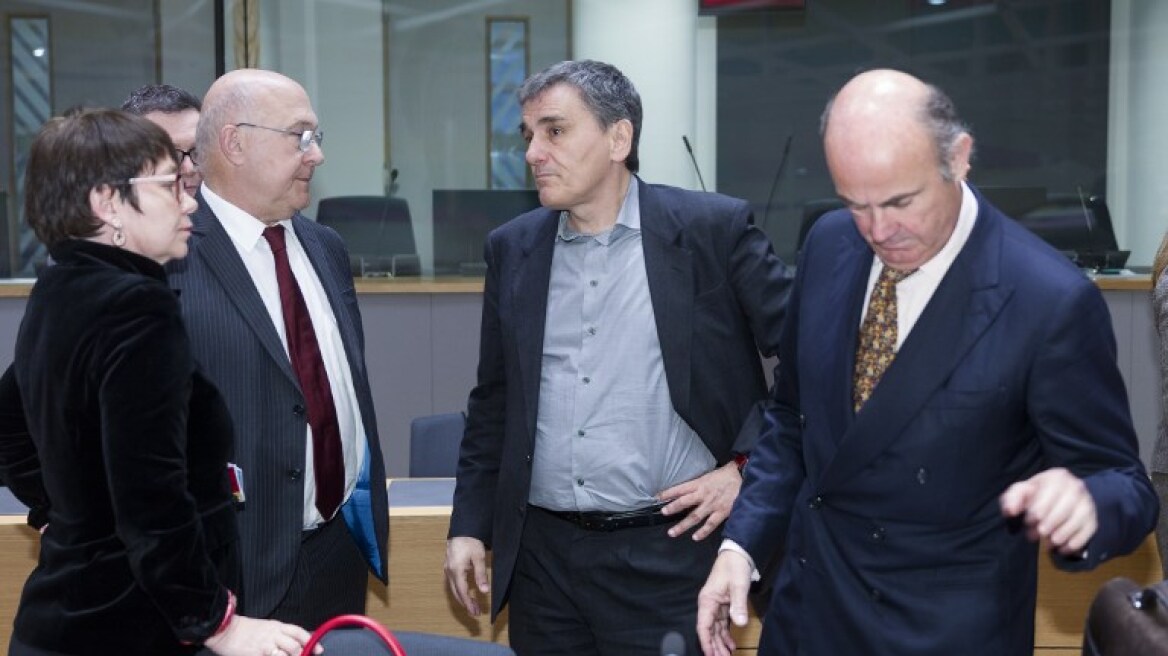WSJ: «Αγκάθι» τα εργασιακά για το «κλείσιμο» της ελληνικής αξιολόγησης