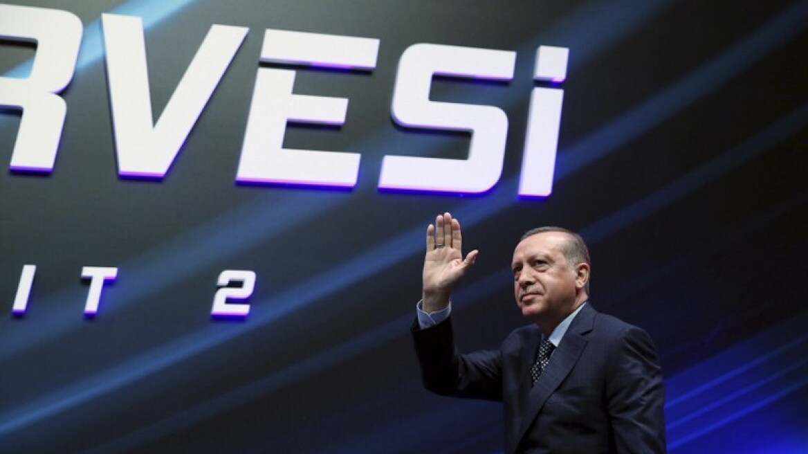Ερντογάν: Η απάντηση στη «φασιστική» Ευρώπη θα είναι το «Ναι» στο δημοψήφισμα