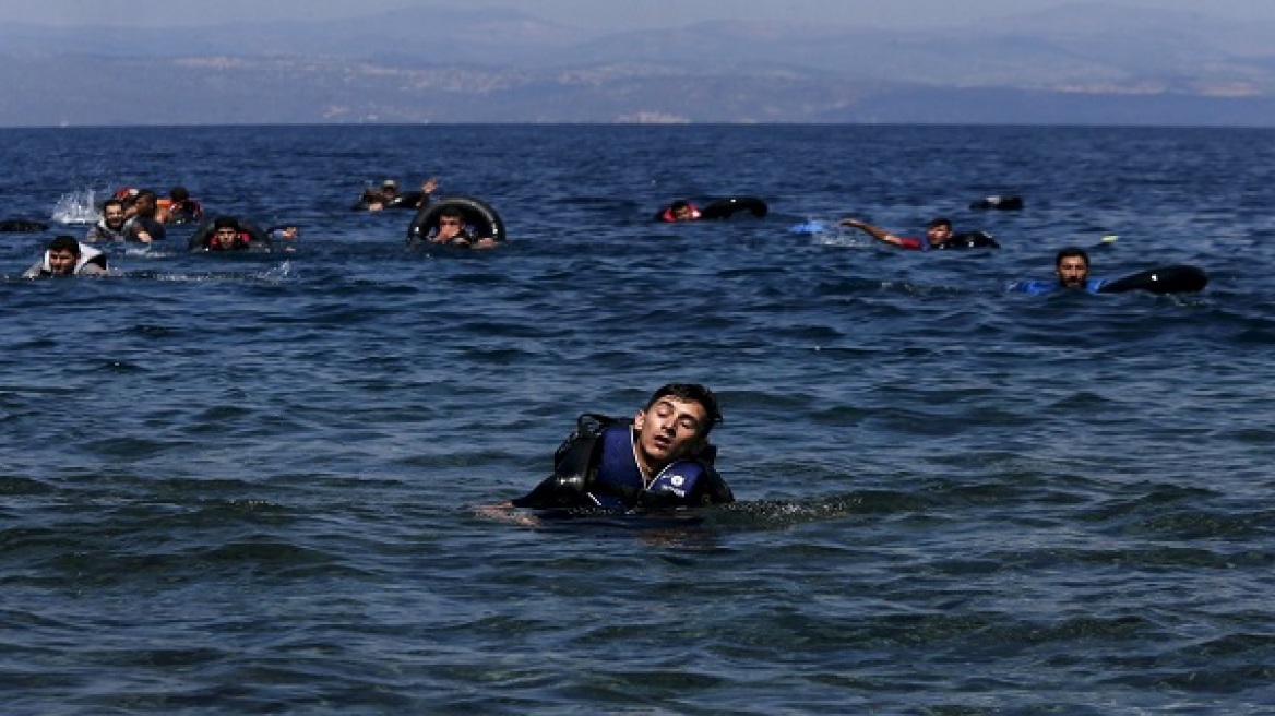 Δώδεκα νεκροί, 3 αγνοούμενοι σε ναυάγιο σκάφους με μετανάστες στο Αιγαίο