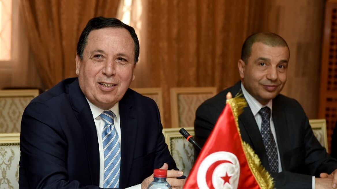 Τυνησία σε Βρετανία: «Αναιτιολόγητη» η απαγόρευση μεταφοράς ηλεκτρονικών συσκευών