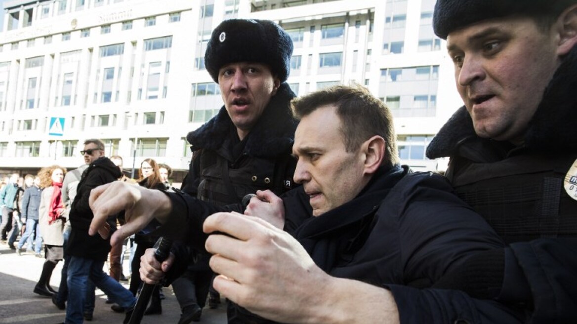 Αλεξέι Ναβάλνι: Ο Ρώσος ακτιβιστής που «απειλεί» την παντοδυναμία του Πούτιν