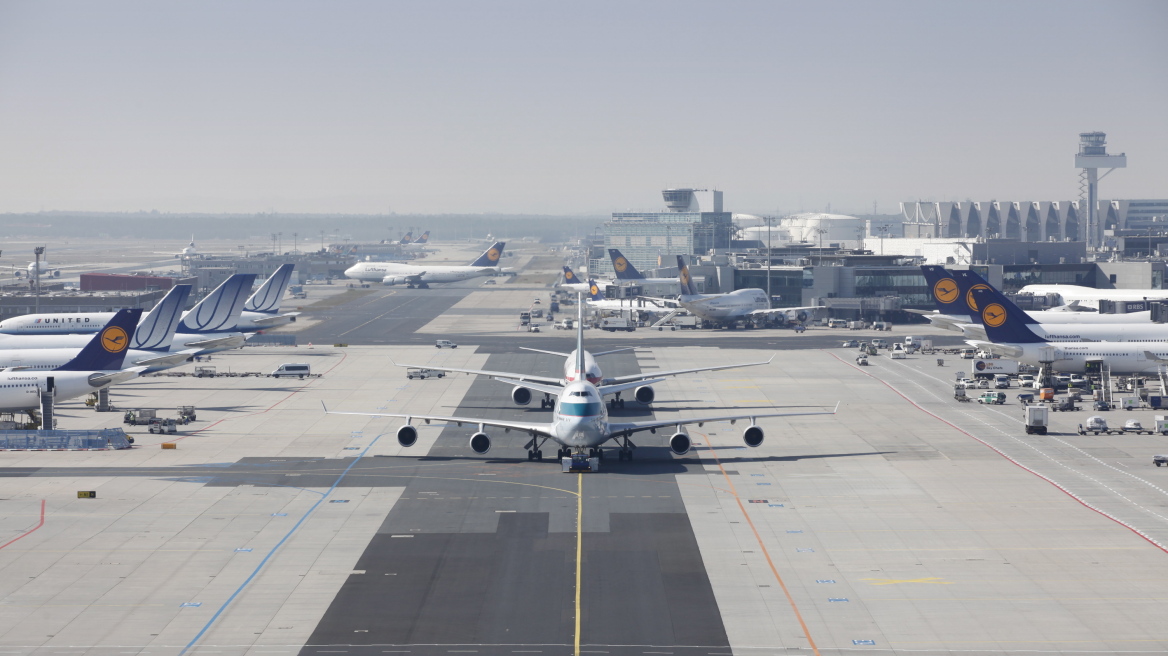 Ένα δισ. ευρώ δάνειο στην Fraport για τα 14 περιφερειακά αεροδρόμια