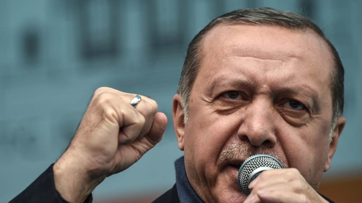 Ερντογάν: Αν ανασταινόταν ο Κεμάλ Ατατούρκ θα ψήφιζε «ναι» στο δημοψήφισμα