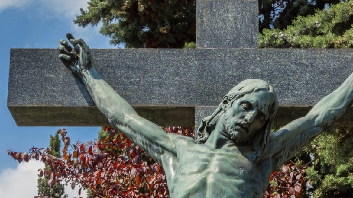 Muslim Prof insists Jesus wasn’t crucified, Christian student suspended after disagreeing