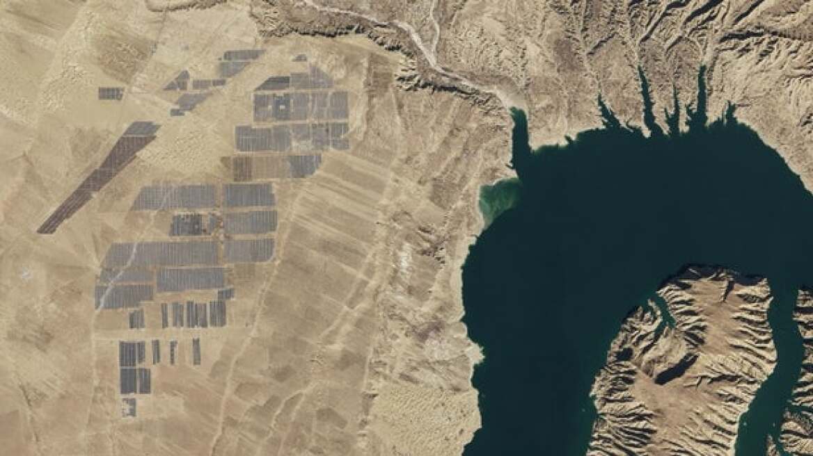 NASA snaps pics of the world’s largest solar farm from space